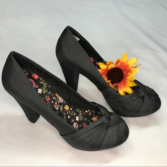 Rocket Dog Shoes Dark Gray K9 By Rocketdog Mary Jane Heel Poshmark